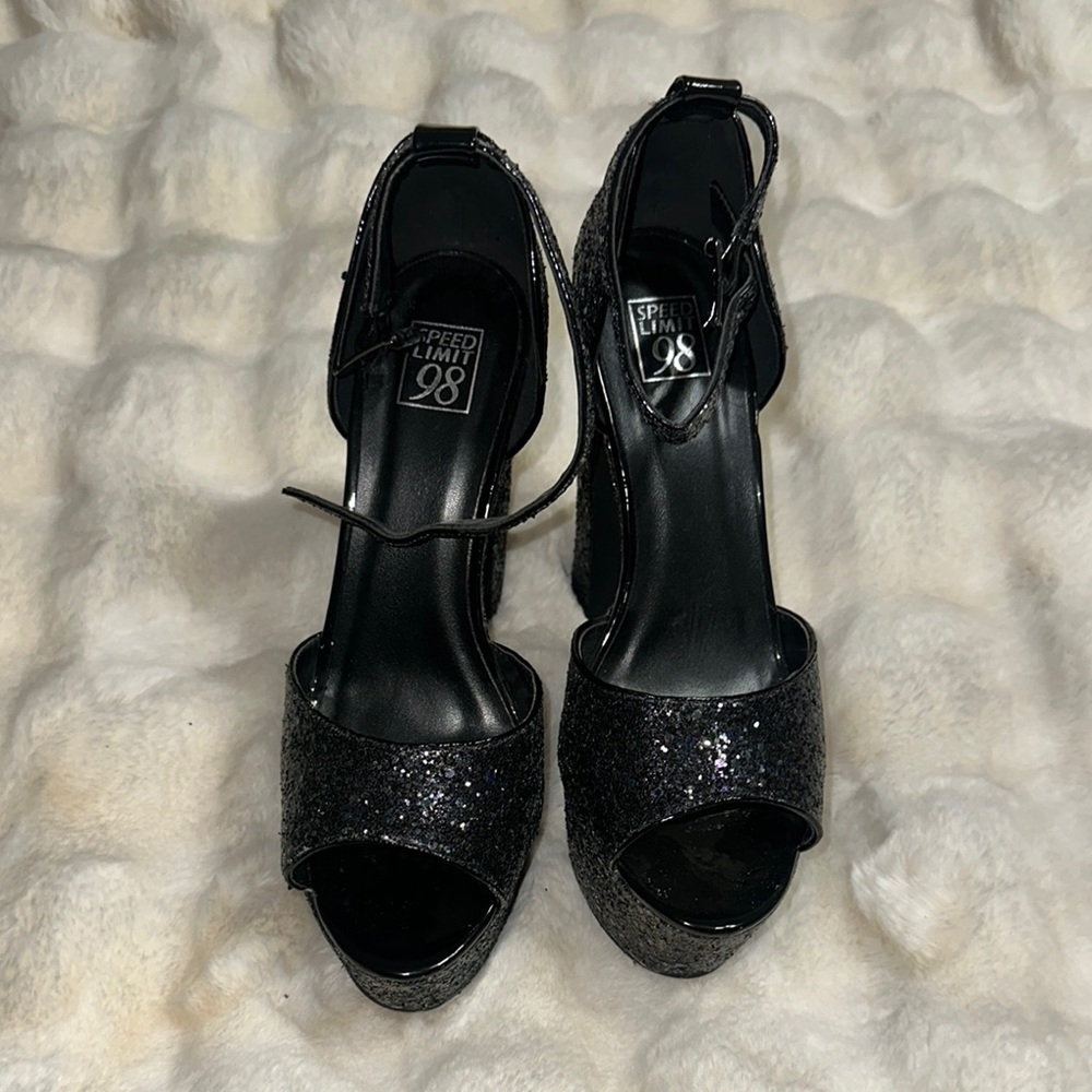 Speed Limit 98 Women's Black Glitter Heels